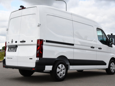 Renault Master E-Tech T35 L2H2 Extra long range 87 kWh Camera, Cruise, Carplay, LED, Clima, Stoelverwarming, Laadruimte Betimmering, 143pk, Virtual, Sensoren, Uniek! foto 6