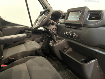 Renault Master (Nissan Interstar) 2.3 L3 DC 145 PK / Open Laadbak / Dubbel Cabine 7 Pers. / Trekhaak 3500 KG / Airco / Cruise Control / CarPlay / Dubbel Lucht / 21.500 KM !! 3