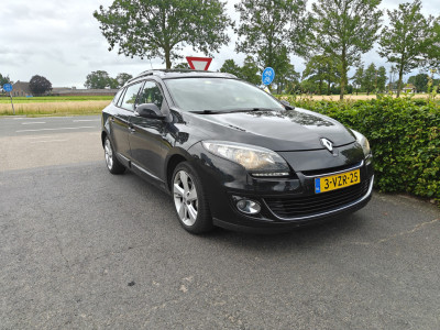 Renault Mégane 1.5 dCi Bose S&S CLIMA/NAVI BJ 2012 4