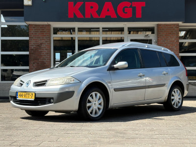 Renault Mégane 1.5 dCi Dynamique GRIJSKENTEKEN/Airco/distributieriem vervangen/trekhaak/APK september