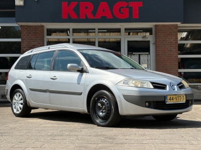 Renault Mégane 1.5 dCi Dynamique GRIJSKENTEKEN/Airco/distributieriem vervangen/trekhaak/APK september 2