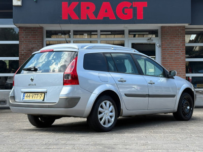 Renault Mégane 1.5 dCi Dynamique GRIJSKENTEKEN/Airco/distributieriem vervangen/trekhaak/APK september 4