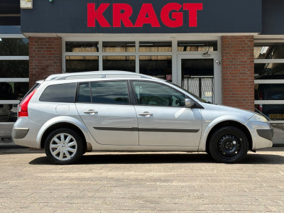 Renault Mégane 1.5 dCi Dynamique GRIJSKENTEKEN/Airco/distributieriem vervangen/trekhaak/APK september 6