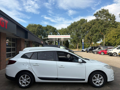 Renault Mégane 1.5 dCi *EXPORT*|MARGE|GRIJS KENTEKEN|NAP|trekhaak 1500KG|airco|cruise|navi|bluetooth|lichtmetalen velgen foto 5