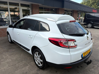 Renault Mégane 1.5 dCi *EXPORT*|MARGE|GRIJS KENTEKEN|NAP|trekhaak 1500KG|airco|cruise|navi|bluetooth|lichtmetalen velgen foto 8