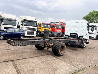 Renault  Midlum 180 4x2 FULL STEEL SUSPENSION CHASSIS (EURO 2 / 6-CILINDER ENGINE / MANUAL GEARBOX / STEEL SUSPENSION) foto 3