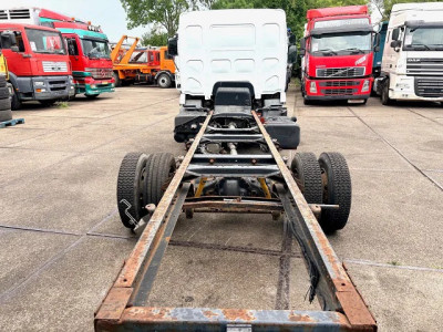 Renault  Midlum 180 4x2 FULL STEEL SUSPENSION CHASSIS (EURO 2 / 6-CILINDER ENGINE / MANUAL GEARBOX / STEEL SUSPENSION) foto 6