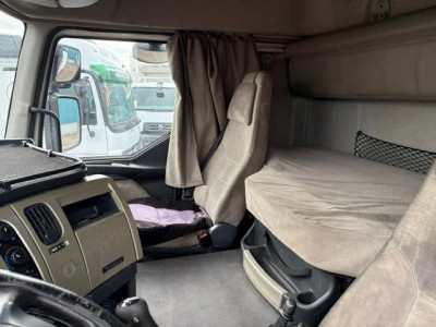 Renault  Premium 450 DXI ALLIANCE HIGH ROOF (ZF16 MANUAL GEARBOX / EURO 5 / AIRCONDITIONING / 2x DIESELTANK / FRIDGE UNDER BED / ETC.) foto 12