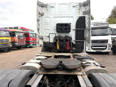Renault  Premium 450 DXI ALLIANCE HIGH ROOF (ZF16 MANUAL GEARBOX / EURO 5 / AIRCONDITIONING / 2x DIESELTANK / FRIDGE UNDER BED / ETC.) foto 6