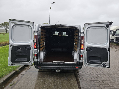 Renault TRAFIC 2.0 DCI L2H1, dubbele cabine, airco, navi, pdc, trekhaak, 61 dkm.. foto 14