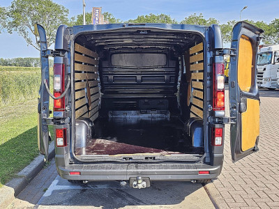 Renault TRAFIC 2.0 DCI ac LED EURO6 foto 13