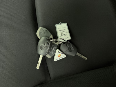 Renault Trafic 1.6DCi 120PK Lang Black Edition | Navigatie | Camera | Airco | Cruise | Trekhaak | Betimmering foto 8