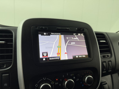 Renault Trafic 1.6DCi Edition Imperiaal | Trekhaak | Navigatie | Camera | Airco | Cruise | 3-Zits 18