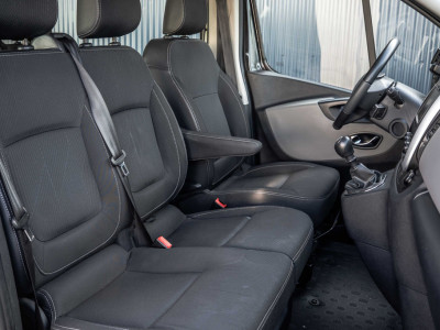 Renault Trafic **1.6 dCi 120 | 9-Zits | 1e Eigenaar | Marge Incl. BPM | Camera | Cruise | Navi | Airco** foto 13