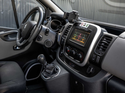 Renault Trafic **1.6 dCi 120 | 9-Zits | 1e Eigenaar | Marge Incl. BPM | Camera | Cruise | Navi | Airco** foto 2