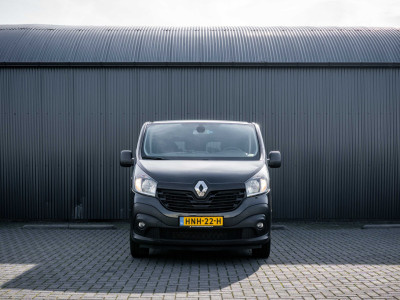 Renault Trafic **1.6 dCi 120 | 9-Zits | 1e Eigenaar | Marge Incl. BPM | Camera | Cruise | Navi | Airco** foto 3