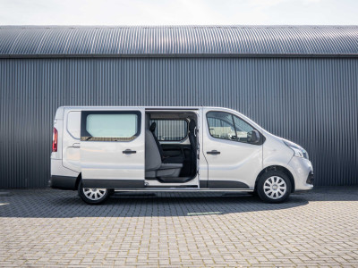Renault Trafic 1.6 dCi 125PK L2H1 | DC 5-Zits | Camera | Cruise | Airco | Trekhaak foto 7
