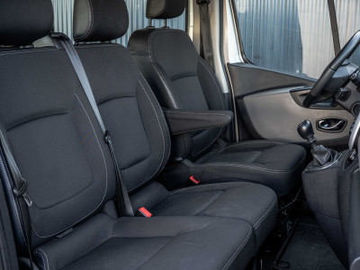 Renault Trafic 1.6 dCi 95 | 9-Zits | Cruise | Navi | Airco | Trekhaak foto 13
