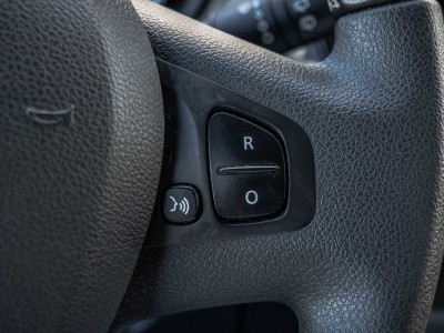 Renault Trafic 1.6 dCi 95 | 9-Zits | Cruise | Navi | Airco | Trekhaak foto 19