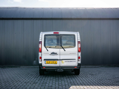 Renault Trafic 1.6 dCi 95 | 9-Zits | Cruise | Navi | Airco | Trekhaak foto 8