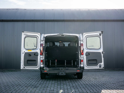 Renault Trafic 1.6 dCi 95 | 9-Zits | Cruise | Navi | Airco | Trekhaak foto 9
