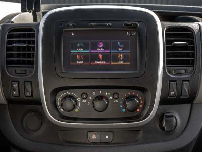 Renault Trafic 1.6 dCi 95 L1H1 | Cruise | Navi | Airco | Trekhaak | Imperiaal foto 20