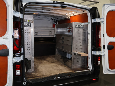 Renault Trafic 1.6 dCi Airco Inrichting Imperiaal Sidebars 13