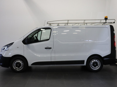 Renault Trafic 1.6 dCi EURO 6 - Airco - Cruise - PDC - Trekhaak - € 9.950,- Excl. 12