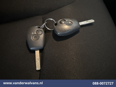 Renault Trafic 1.6 dCi L1H1 Euro6 Airco | Cruisecontrol | Trekhaak | Parkeersensoren Bijrijdersbank 17