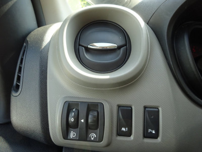 Renault Trafic 1.6 dCi T29 L1H1 AIRCO NAVIGATIE CRUISE CONTROL PDC 3 ZITS foto 16