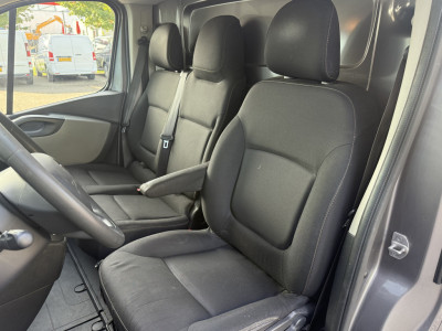 Renault Trafic 1.6 dCi T29 L2H1 Comfort Energy | Navi | CruiseControl | Airco foto 10