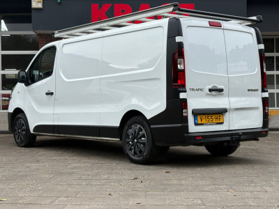 Renault Trafic 1.6 dCi T29 L2H1|EURO6|NAP|airco|cruise|trekhaak 2000KG|navi|parkeersensoren achter|bluetooth|drie zitplaatsen foto 3