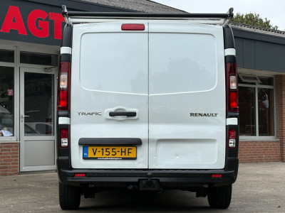 Renault Trafic 1.6 dCi T29 L2H1|EURO6|NAP|airco|cruise|trekhaak 2000KG|navi|parkeersensoren achter|bluetooth|drie zitplaatsen foto 7