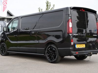 Renault Trafic 1.6 dCi T29 L2H1 Luxe Black Edition Camera, Cruise, Multimedia, 125pk, Trekhaak, Airco, Uniek! foto 3