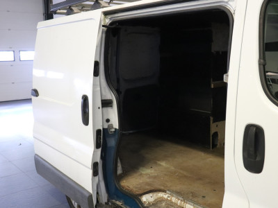 Renault Trafic 1.9 dCi - Elekt. ramen - €1.750,- Ex. BTW 7