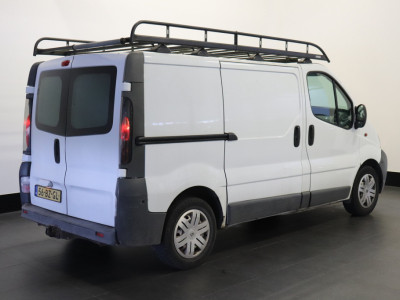 Renault Trafic 1.9 dCi - Elekt. ramen - €1.750,- MARGE 2