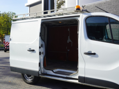 Renault Trafic 2.0 Blue dCi 130PK EURO 6 - Airco - Navi - Cruise - €15.900,- Excl. foto 9