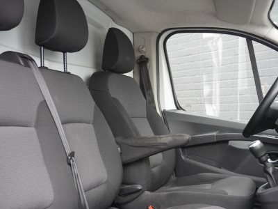 Renault Trafic 2.0 Blue dCi 130PK EURO 6 - Airco - Navi - Cruise - €15.950,- Excl. foto 4