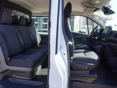 Renault Trafic 2.0 Blue dCi 130PK T29 L2H1  Dubbelcabine Nr. V017 | Airco |  Apple CP/Android auto | trekhaak | LM Velgen foto 13