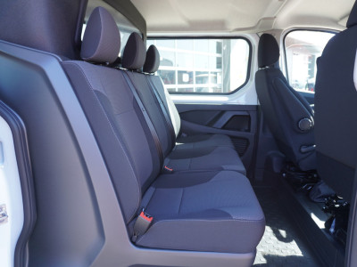 Renault Trafic 2.0 Blue dCi 130PK T29 L2H1  Dubbelcabine Nr. V017 | Airco |  Apple CP/Android auto | trekhaak | LM Velgen foto 20