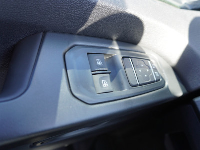 Renault Trafic 2.0 Blue dCi 130PK T29 L2H1  Dubbelcabine Nr. V017 | Airco |  Apple CP/Android auto | trekhaak | LM Velgen foto 21