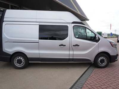 Renault Trafic 2.0 Blue dCi 170PK T30 L2H2 Rolstoelbus met schans nr. V186 | Airco | Cruise | Navi | trekhaak foto 3