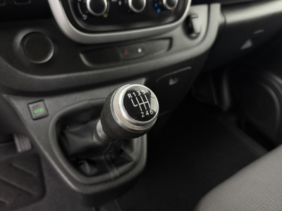 Renault Trafic 2.0DCi 120PK Lang Work Edition | Navigatie | Multimedia | Airco | 3-Zits | Trekhaak foto 16