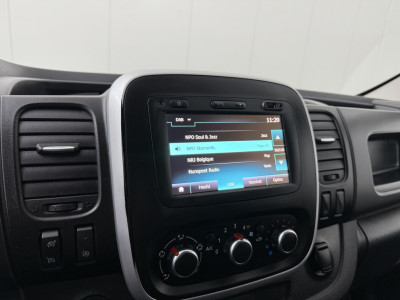 Renault Trafic 2.0DCi 120PK Lang Work Edition | Navigatie | Multimedia | Airco | 3-Zits | Trekhaak foto 17
