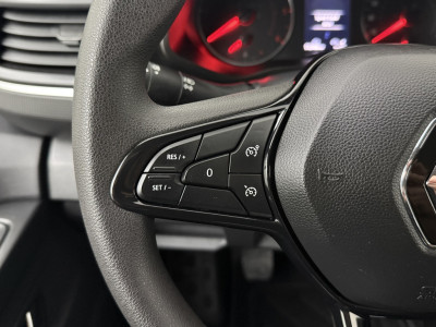 Renault Trafic 2.0DCi 130PK Lang Dubbele Cabine | 6-Persoons | Multimedia | Airco | Cruise | Trekhaak foto 15