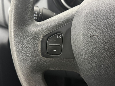 Renault Trafic 2.0DCi 145PK Automaat Lang Imperiaal | Trekhaak | Navigatie | Multimedia | Airco | 3-Zits | Betimmering foto 17