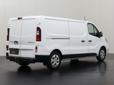 Renault Trafic 2.0DCi 150PK Lang | Trekhaak | Navigatie | Camera | Multimedia | Airco foto 2