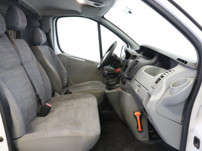 Renault Trafic 2.0 dCi - Imperiaal - Elektr. ramen - €2.950,- Ex. BTW 4