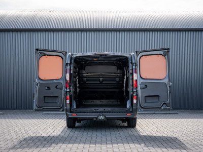 Renault Trafic **2.0 dCi 110 L2H1 | 3-Zits | 110 PK | LED | Cruise | Navi | Airco | Trekhaak** foto 9
