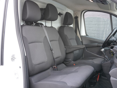 Renault Trafic 2.0 dCi 110PK EURO 6 - Airco - Navi - Cruise - €13.499,- Excl. foto 5